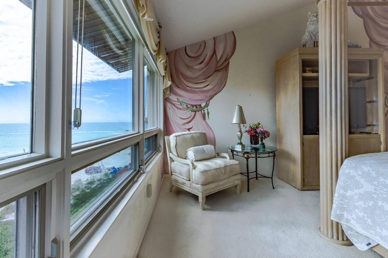 Siesta Breakers Penthouse On The Beach Sarasota Exterior photo